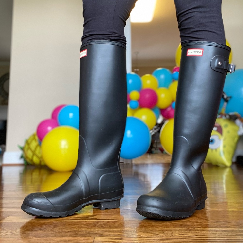 HUNTER RAIN BOOTS 8